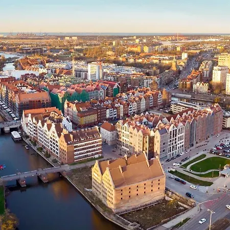 Old Town And River View Daire Gdansk