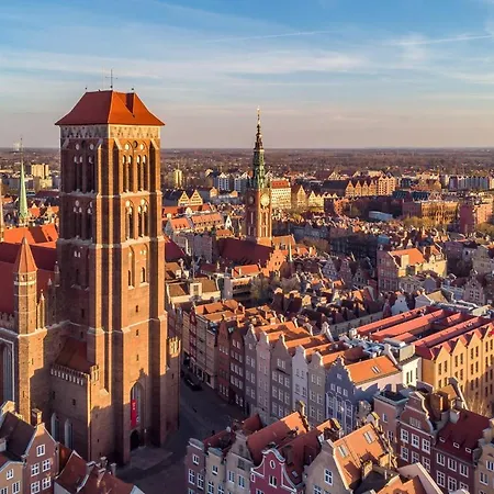 Old Town And River View Apartment Gdansk
